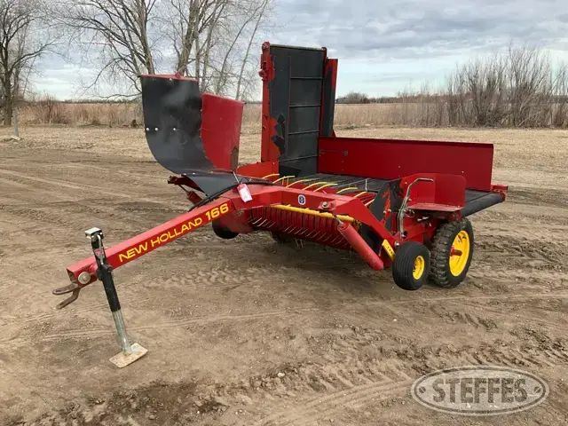 New Holland 166