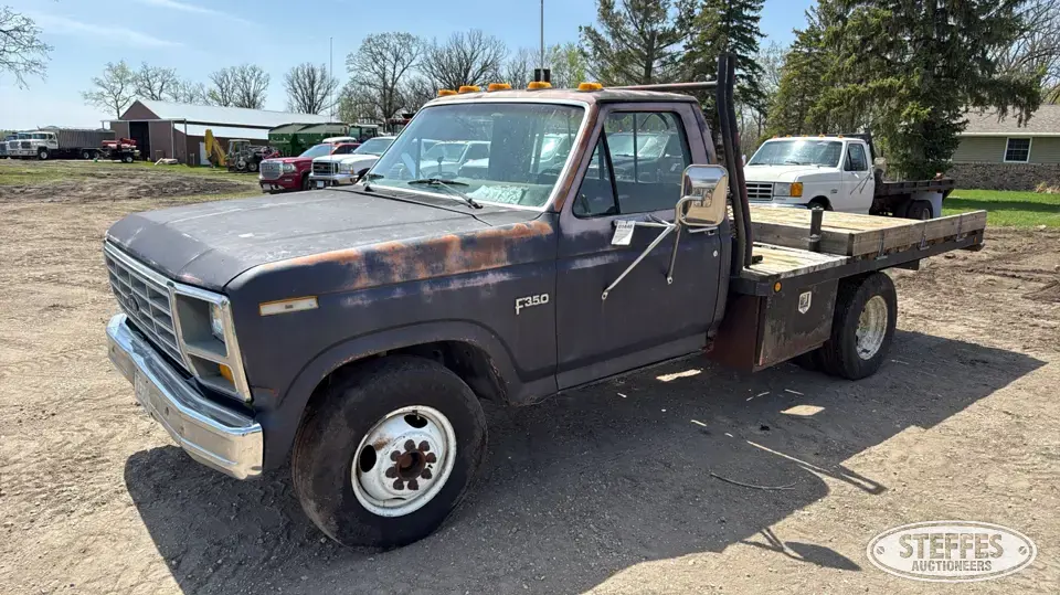 1984 Ford F-350 Flatbed Truck