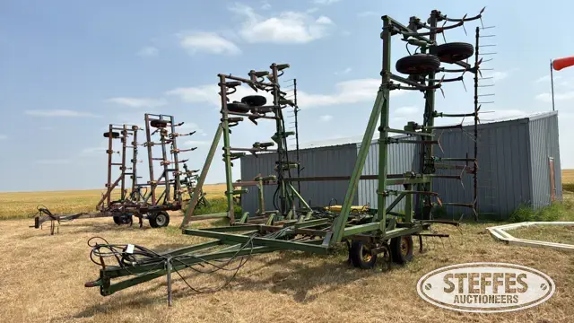 John Deere 1600