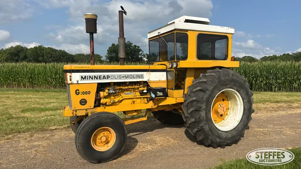 1966 Minneapolis-Moline G1000 Wheatland 2WD Tractor