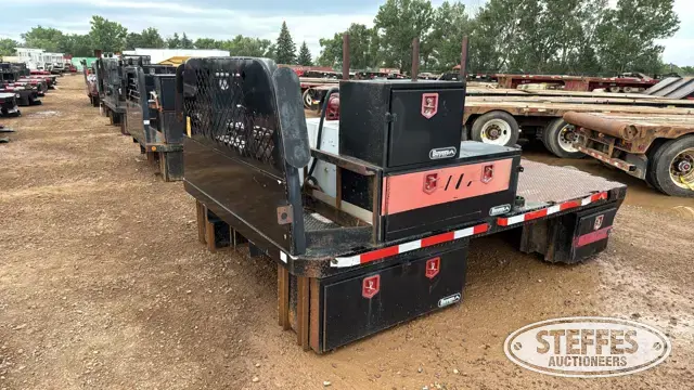 Knapheide flatbed
