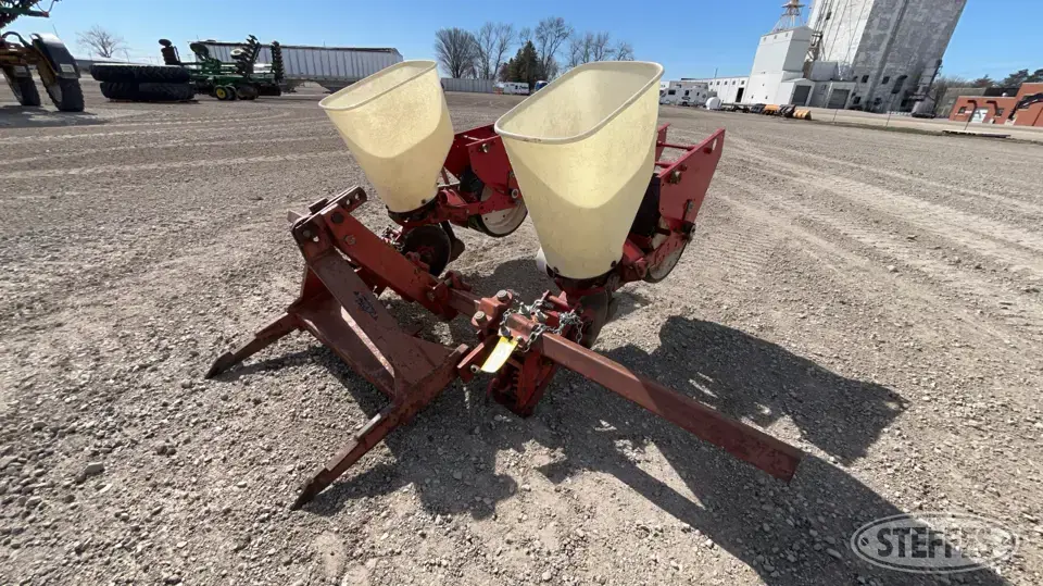 International Planter Less Than 12 Row Planter