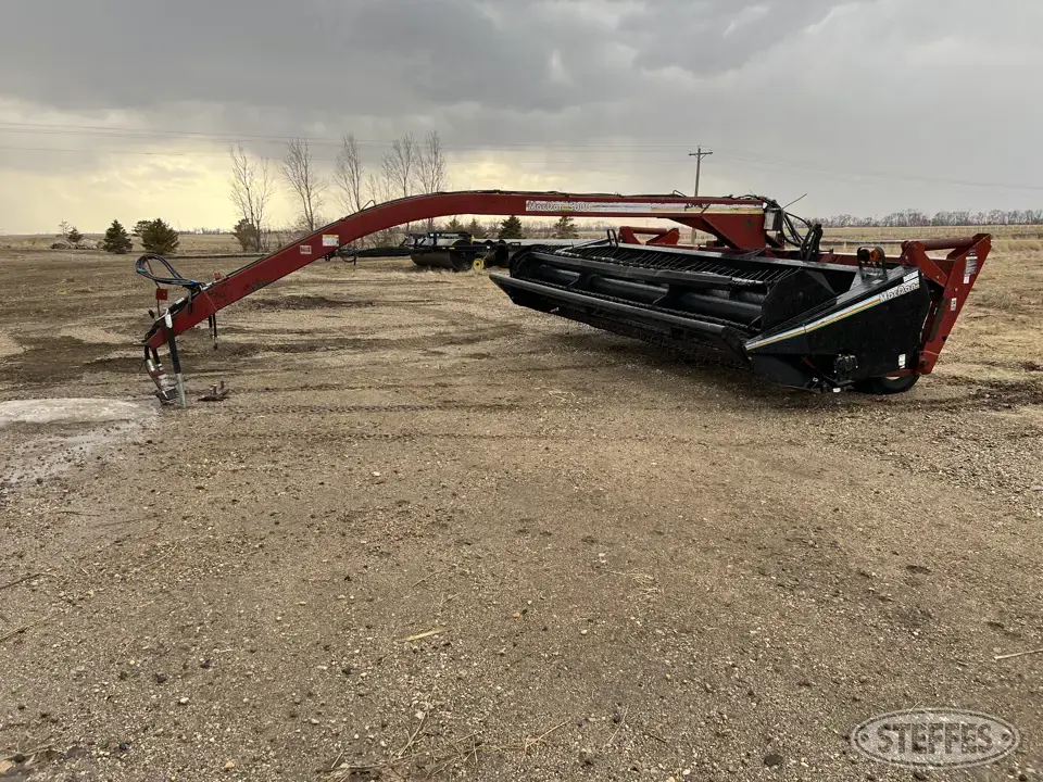 1995 MacDon 5000 Mower Conditioner