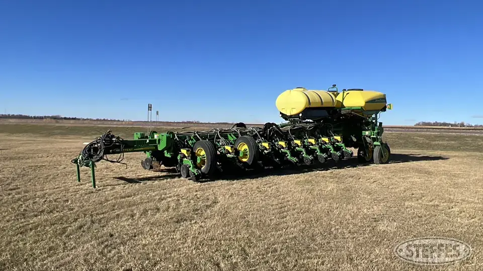 2019 John Deere 1775NT 12 or More Row Planter