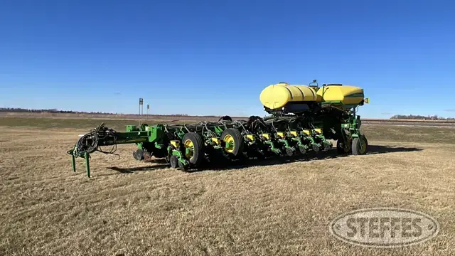 2019 John Deere 1775NT