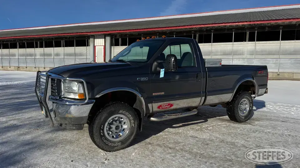 2003 Ford Super Duty F-350 XLT 1 Ton Pickup