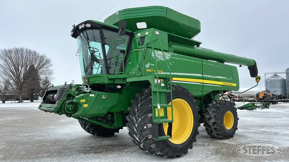 2009 John Deere 9870 STS Combine