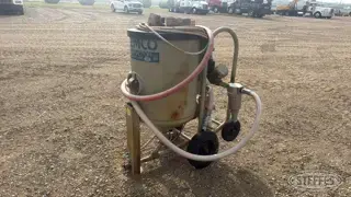 Steffes Group | Sand blaster & support items