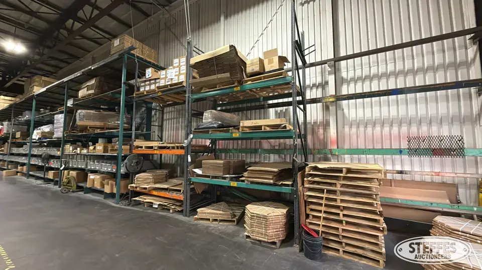 Pallet racking Storage and Bench