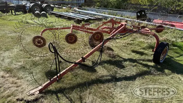 Vicon hay rake