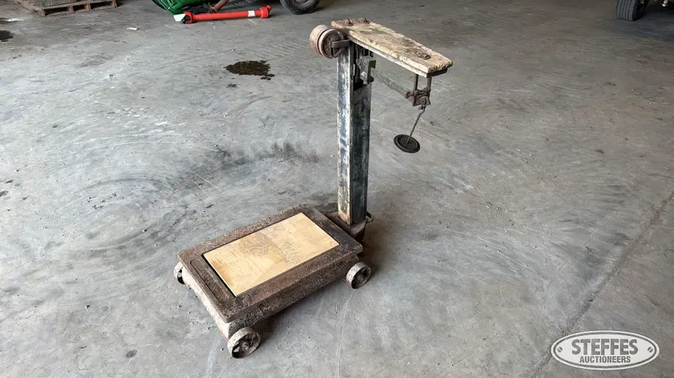 Fairbanks antique scale Collectibles-Other