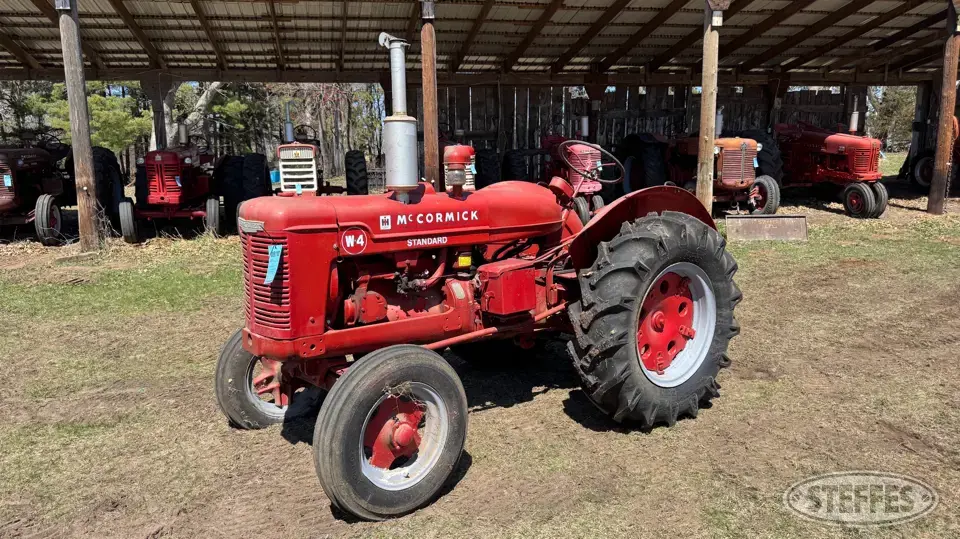 1942 McCormick-Deering W-4 Standard Collectible Tractor