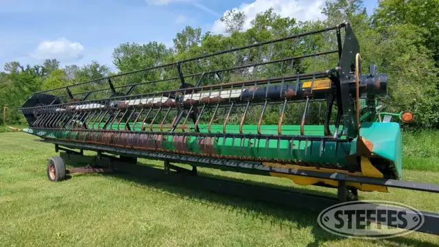 1993 John Deere 930