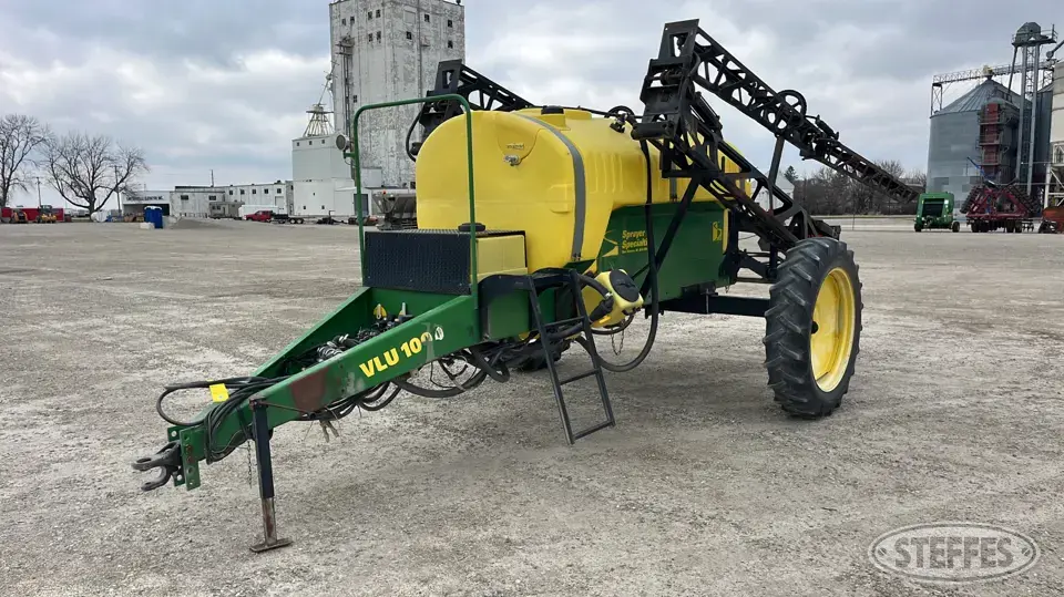 Sprayer Specialties VLU1000 Pull-Type Sprayer