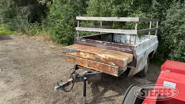 Pickup box trailer