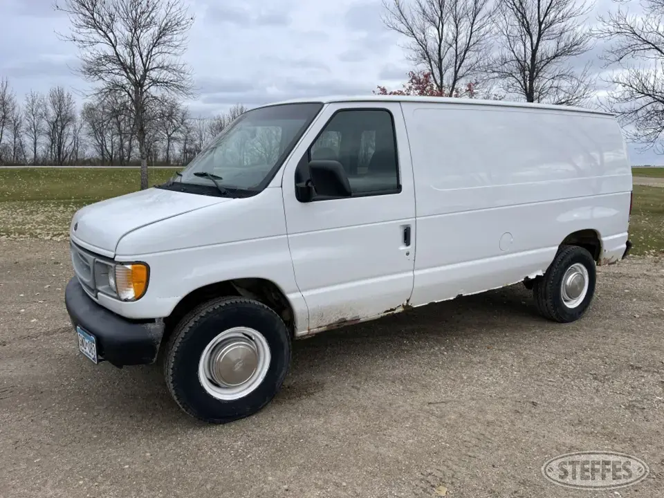 2000 Ford E250 Van