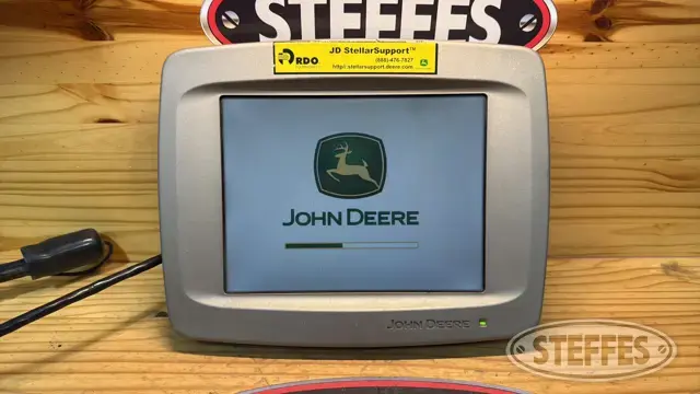 John Deere 2600