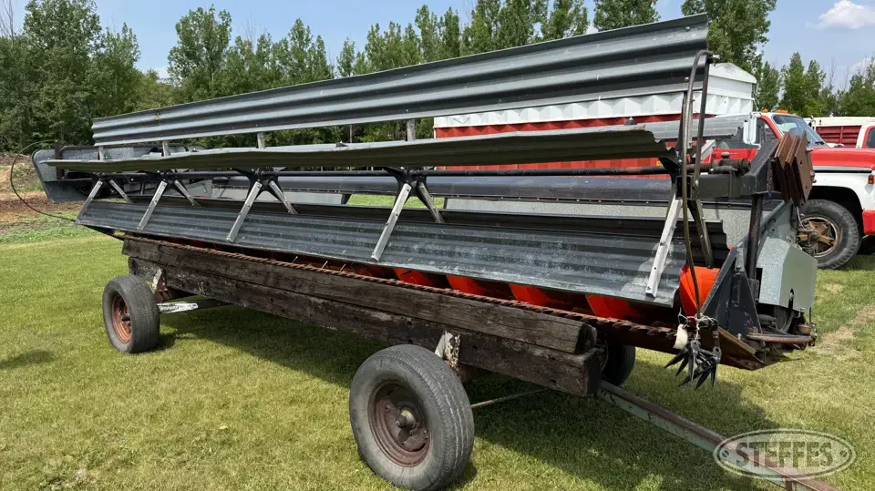 Gleaner LM Rigid Head