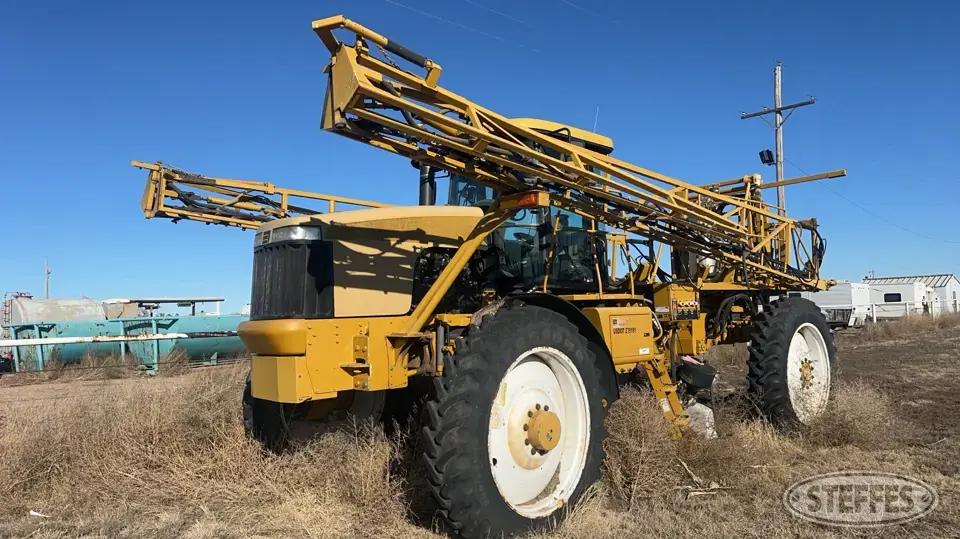 Ag-Chem 1274 Self-Propelled Sprayer