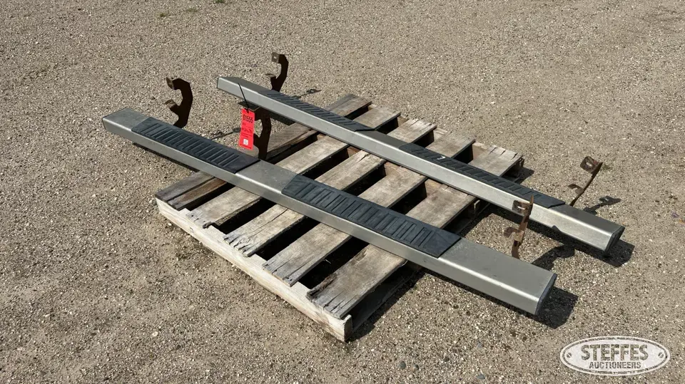 Aluminum running boards Truck-Trailer Part