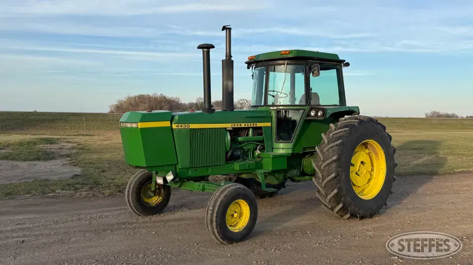 1977 John Deere 4430 2WD Tractor