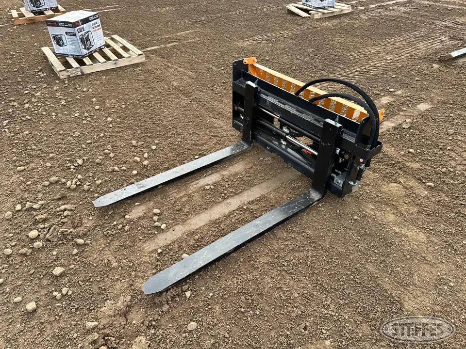 2023 Wolverine PFA-11-3300G Skid Steer Fork
