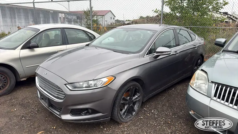 2014 Ford Fusion Titanium Car