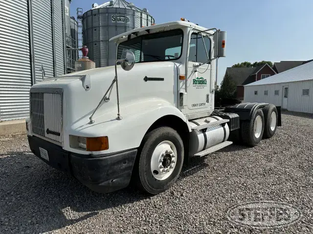 1995 International 9400