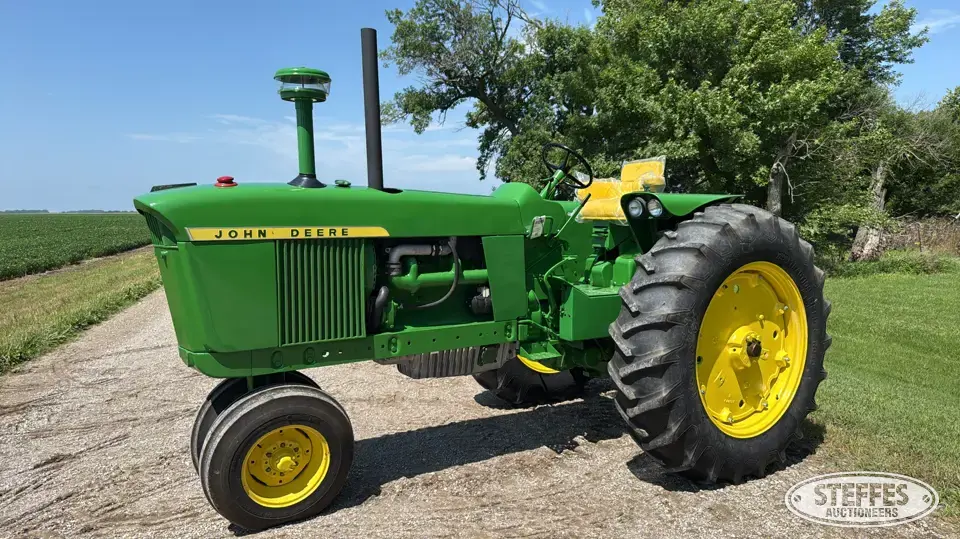 1961 John Deere 4010 2WD Tractor