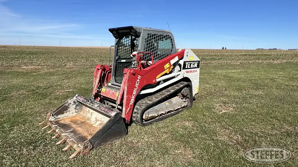 2019 Takeuchi TL6 Tracked Skid Steer