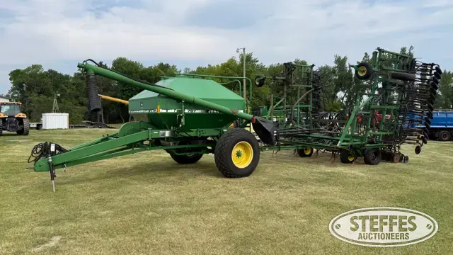 John Deere 1060