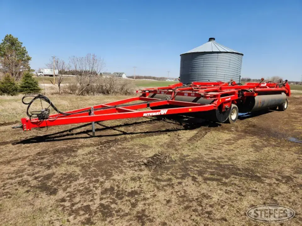 2020 Riteway F3-42 Land Roller