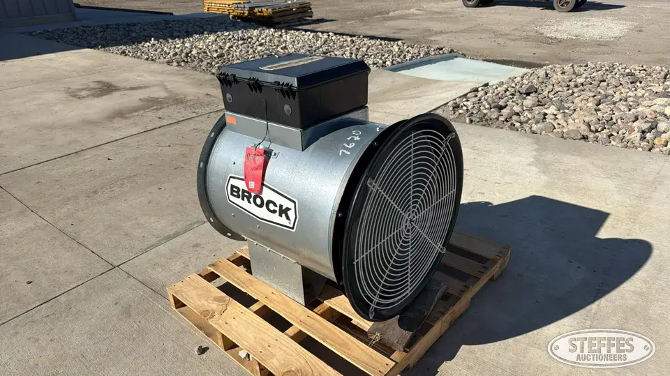 Brock AC24-1034-WC Fan