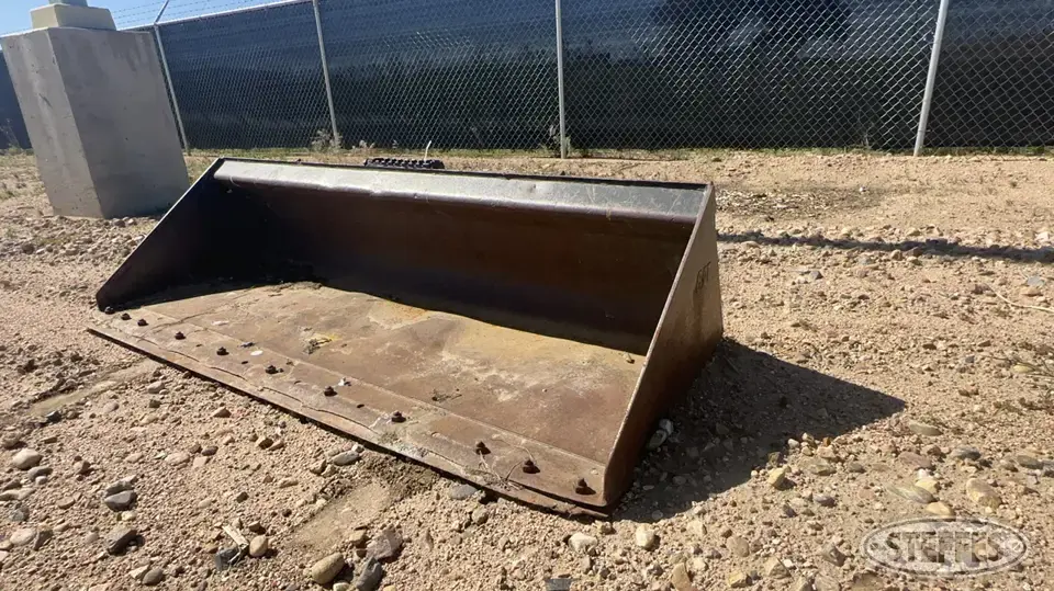 CAT Skid Steer Bucket