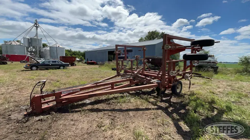 Wil-Rich 10 CPE Chisel Plow
