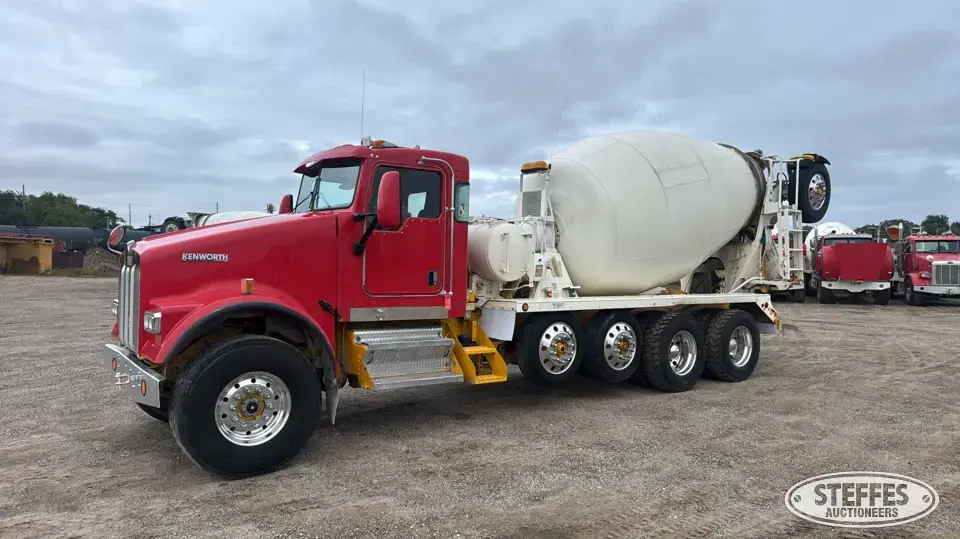 2006 Kenworth Mixer Truck