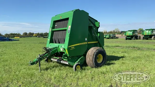 2014 John Deere 569