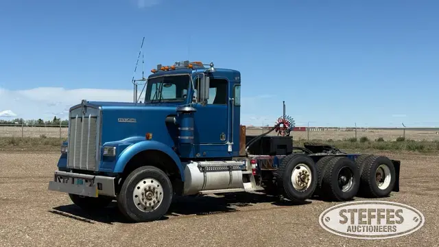 1995 Kenworth W900B2