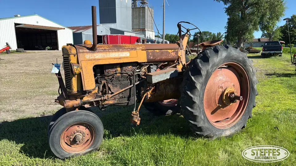 1953 Minneapolis-Moline ZB Collectible Tractor