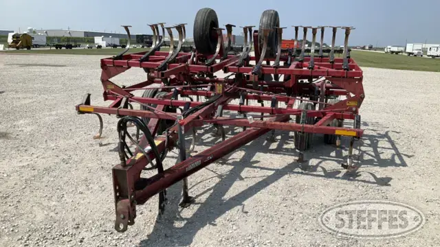 1992 Hiniker 1224