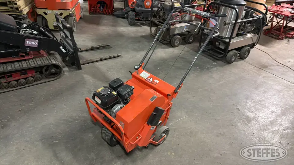 Husqvarna AR19 Aerators and Dethatcher