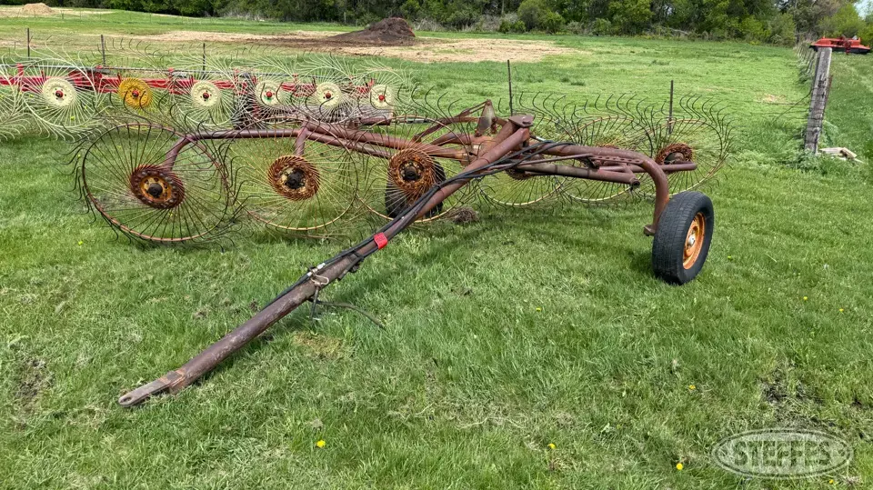 Vicon Rake
