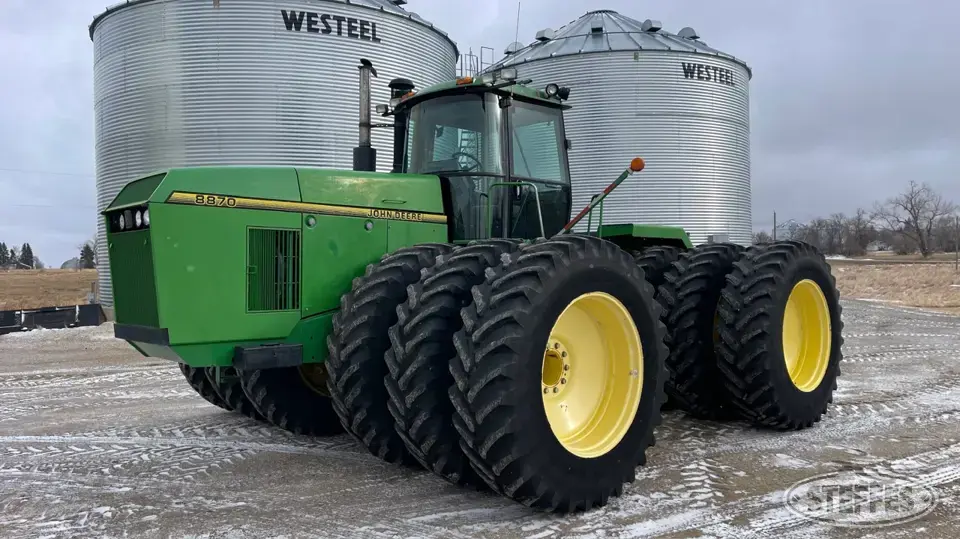 1995 John Deere 8870 4WD Tractor