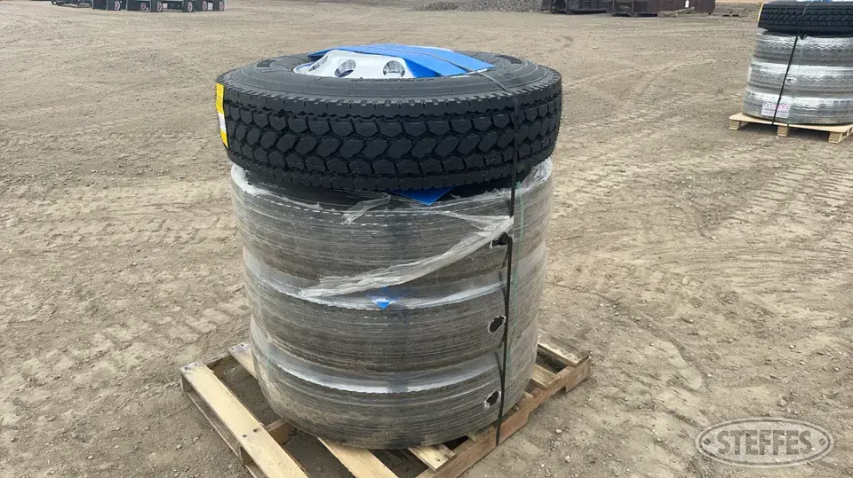 (4) Kapsen HS208 11R22.5 Tires Truck Tire