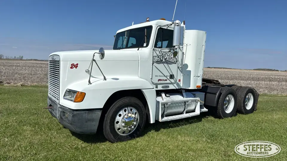 1999 Freightliner FLD120 Conventional Truck without Sleeper