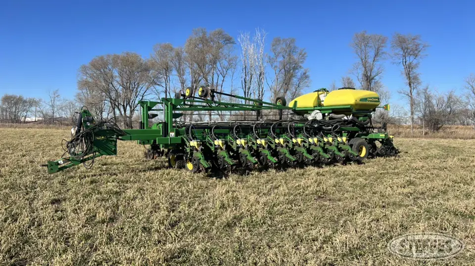 2007 John Deere DB44 12 or More Row Planter