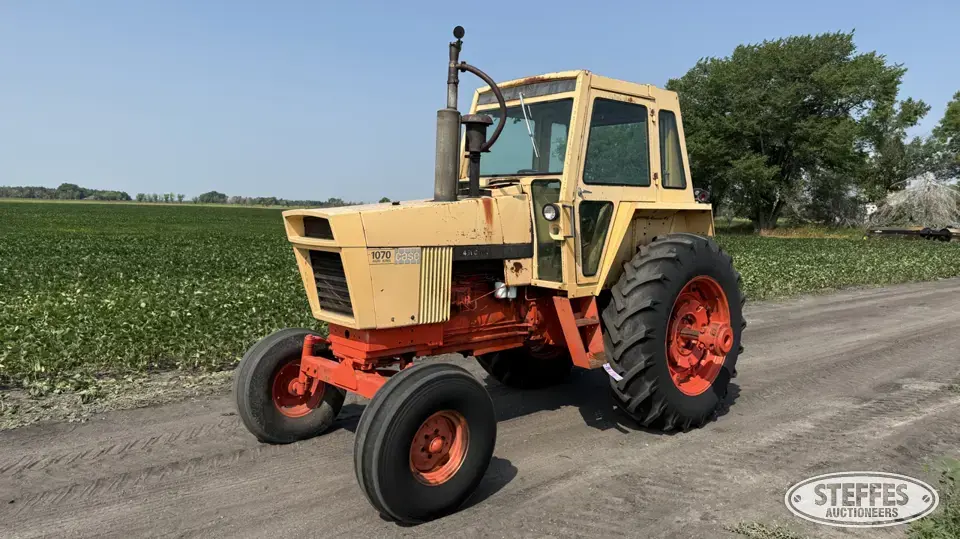 1971 Case 1070 Agri King 2WD Tractor