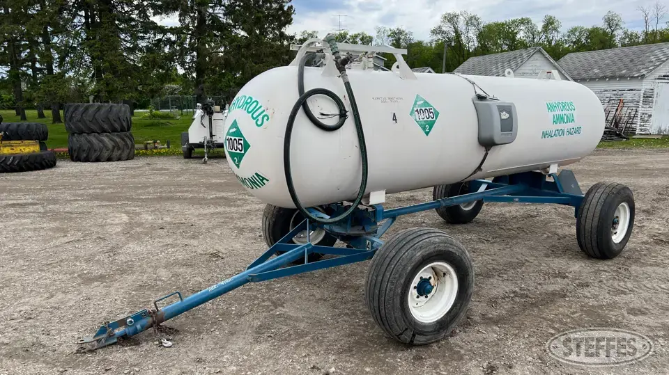 Chemi-Trol 1,000 gal. NH3 tank NH3 Trailers-Tank