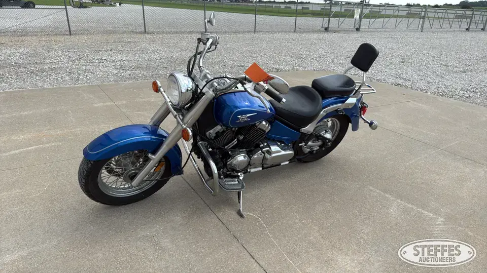 2000 Yamaha Star 650 Motorcycles and Scooter