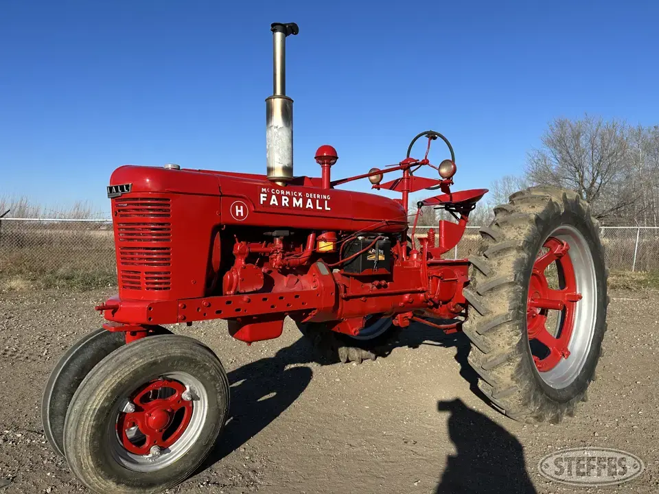 1940 Farmall H 2WD Tractor